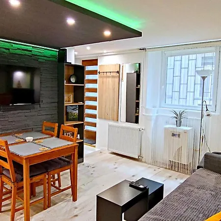 Alexander Guestrooms