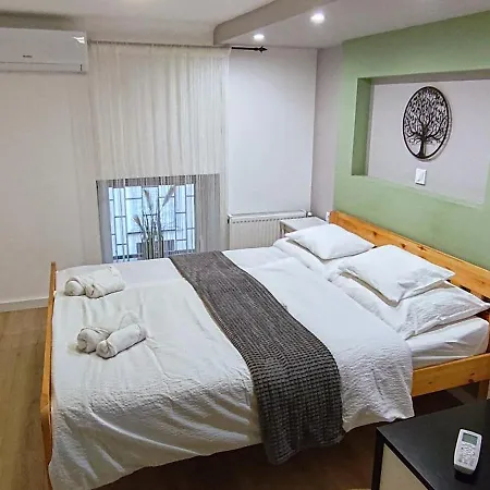 Alexander Guestrooms * Budapeste