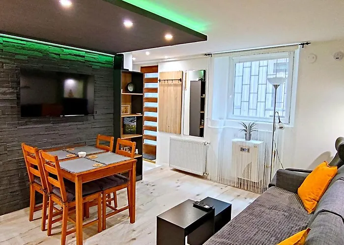 Alexander Guestrooms