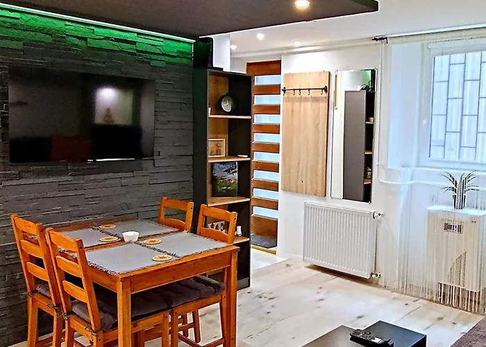 Alexander Guestrooms